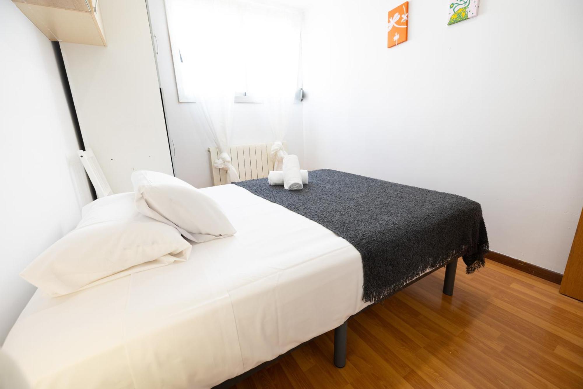 Ofrenda Del Pilar Turistea Apartment Zaragoza Luaran gambar
