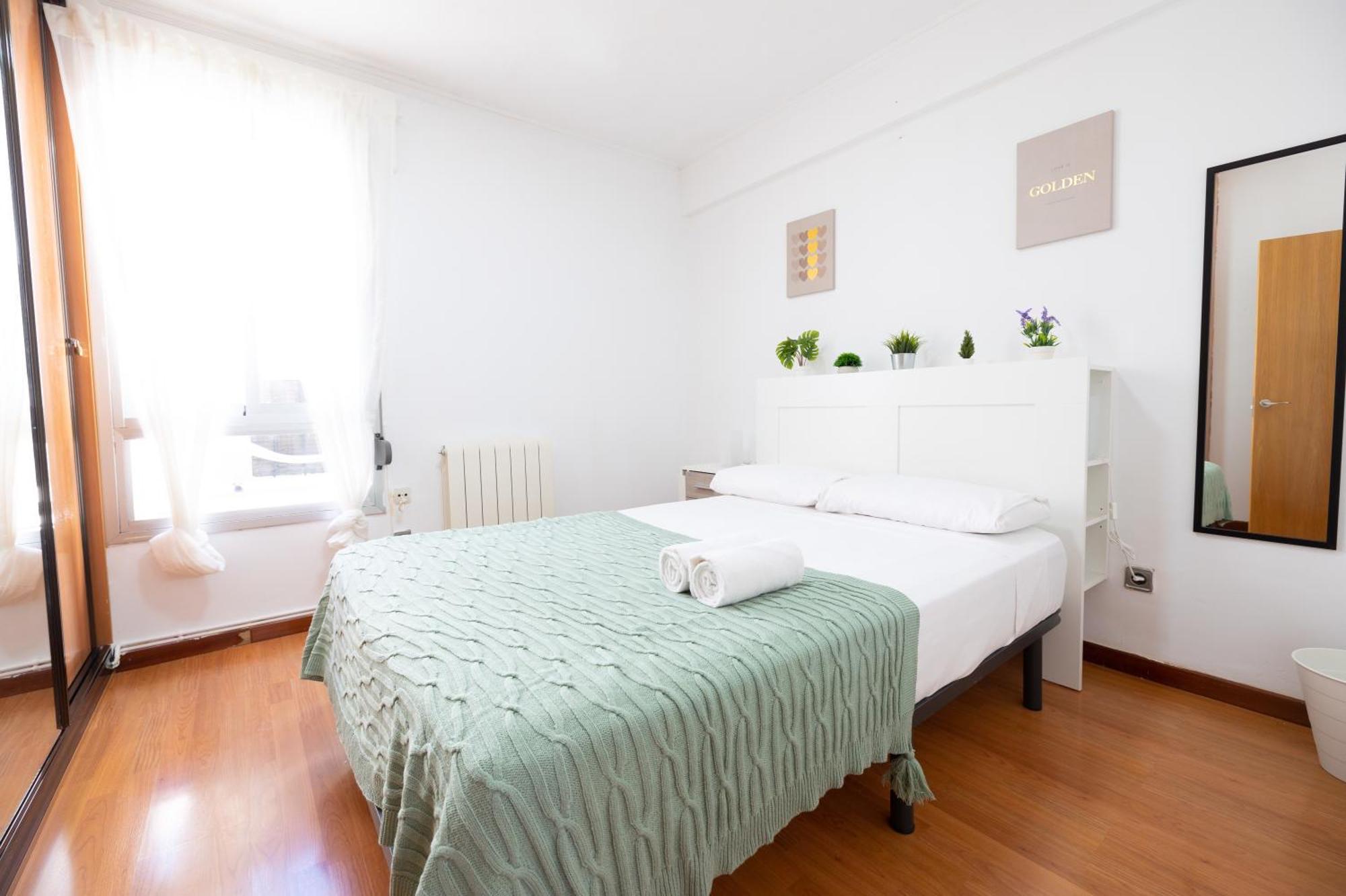 Ofrenda Del Pilar Turistea Apartment Zaragoza Luaran gambar